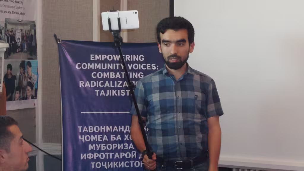 Учимся пользоваться моноподом (селфи-палкой) с пользой